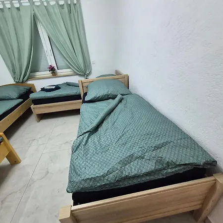 Апартаменты Ferienwohnung-saki-lego Koetz